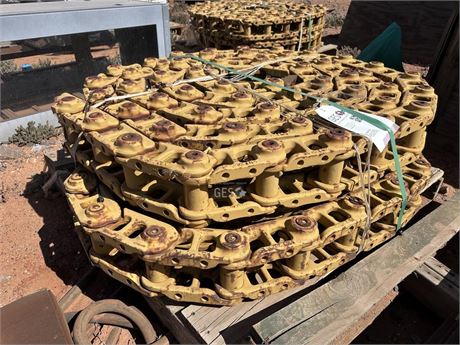 Cat & KJB Track chains x 2 sets of links on pallet
