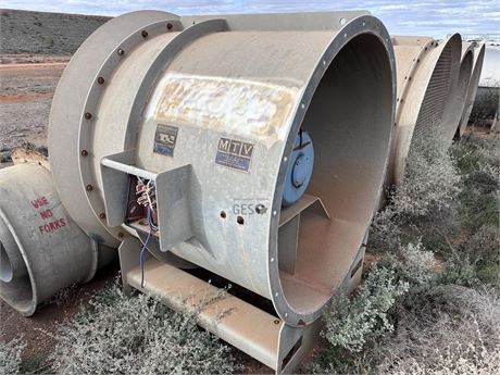 2015 MTV 90 KW 1000 volt vent fan model LP.16.11.7.90 un tested