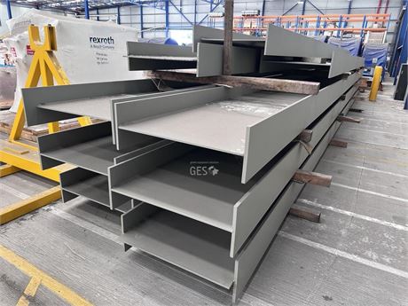 I Beam 900 mm x 300 mm x 12.2 mtrs unused x 1 length