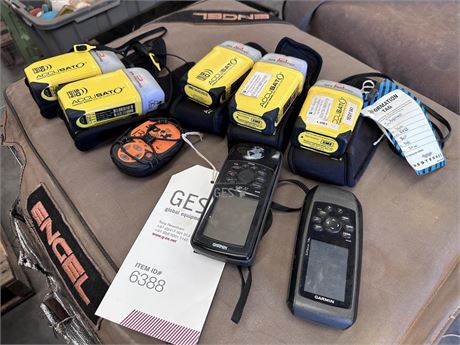 Garmin & Acusat Package of GPS locators untested