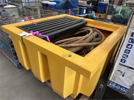 Poly bund including hoses only 1 floor plate