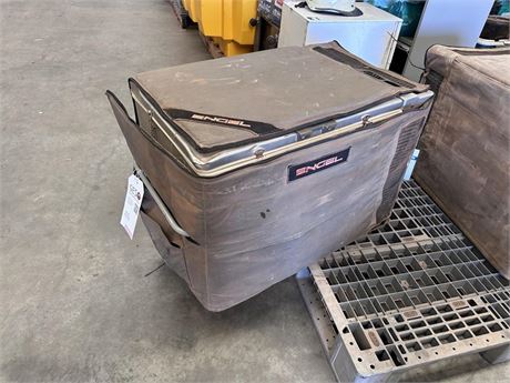 Engel MT-V MT80F-G4 89 litre refrigerator with travel cover not cooling