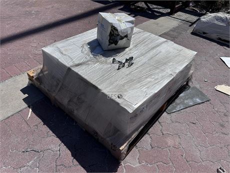 Rapid Pacific Group Boxes of 100 Grid mesh clips pallet of 13 boxes