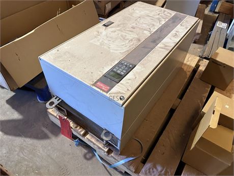 Danfoss 55 KW Motor Controller VLT5075 with braking