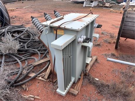 Excess Power 200 KVA 11000/6600/440 volt Dyn1 transformer pole mount un tested