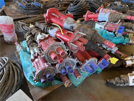 Cooper Corouse_Hinds Macey 800 Amp 11 KV plugs x approx 15 on pallet
