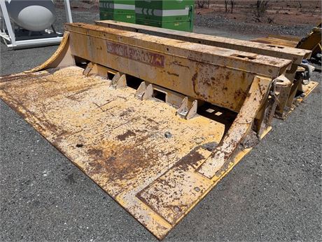 2022 Wilshaw Engineering Bogger stop barricade 938M086