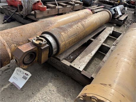 Caterpillar Ejector Cylinder to suit AD45B Used