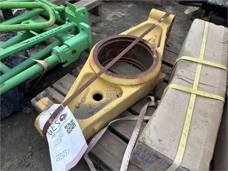 Caterpillar Front Trunnion Support 300mm Outer suits R1700G Part 105-8704